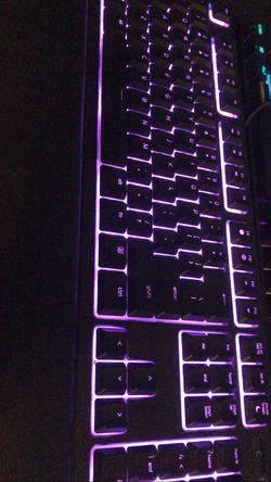 Razer Ornata Chroma—Mecha Membrane With Wristrest