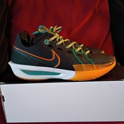 Nike GT 3 Size 10 