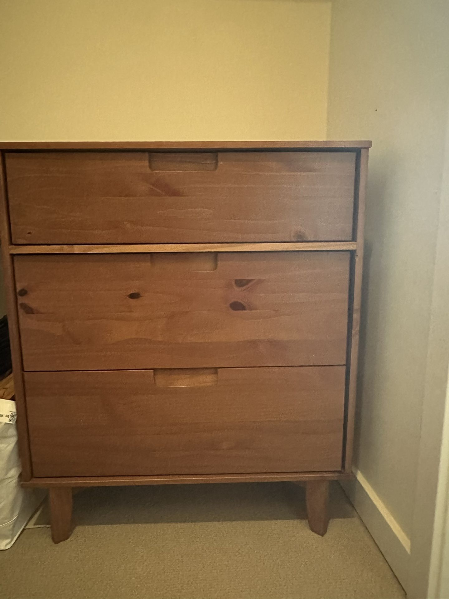 3-Drawer Dresser