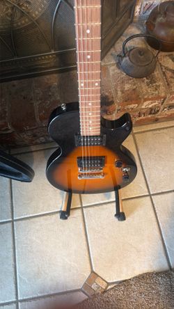 “ The Epic Les Paul Epiphone ”  Les Paul Model Special II, a Sunburst beauty in Mint condition.