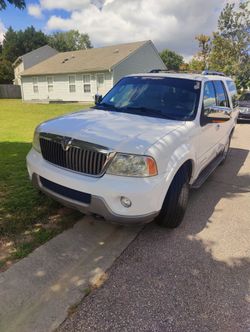 2004 Lincoln Navigator