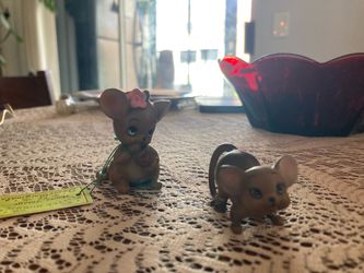 Mouse village figurines