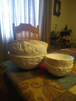 White Ceramic Bowls