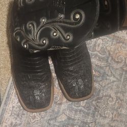 Crocodile Cowboy Boots