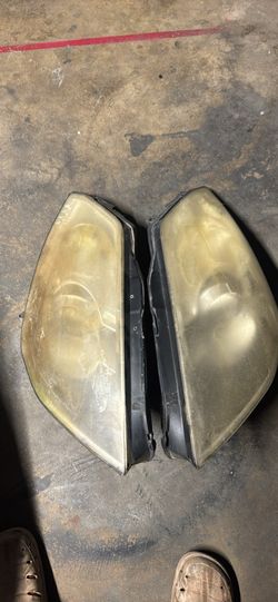 Nissan 350 Z front Headlights