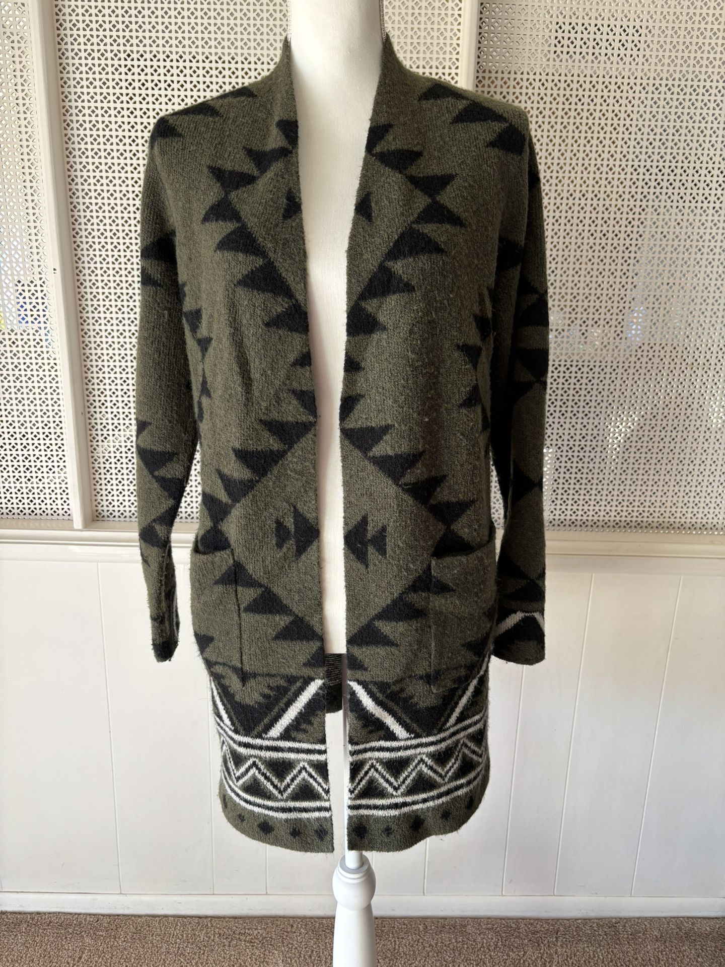 Women’s FRYE Cozy Southwestern Aztec Open Front Cardigan 