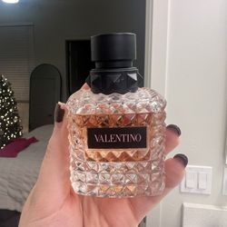 Valentino Perfume