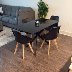 Table And Chairs 