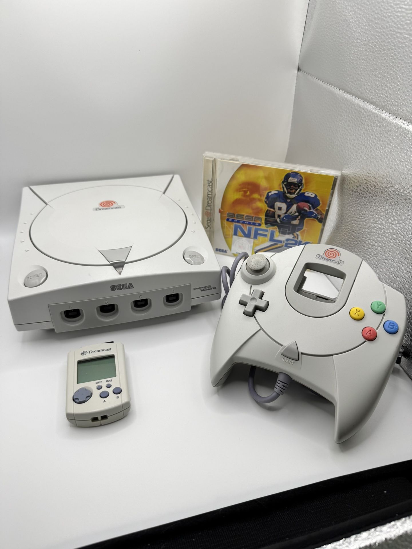 Sega Dreamcast Console W/Controller, VMU, And NFL 2K