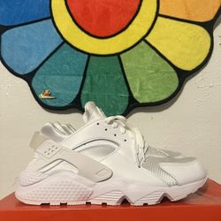 NIKE HUARACHE WHITE PLATINUM SIZE 10.5