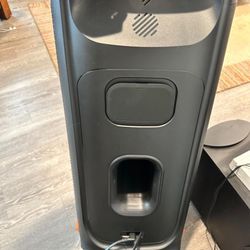 JBL Party Speaker 710