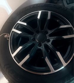 4 tires & rims 225/60R17