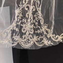 Wedding Veil, Perfect Condition