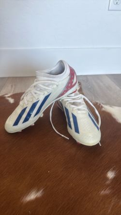 Boys soccer cleats size six