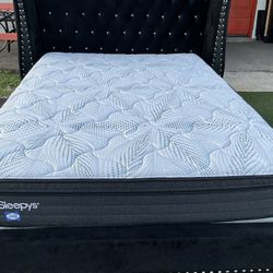 Queen Mattress with boxspring