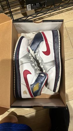 Air Jordan 1 GS Size 7Y Shoe Box