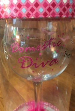 MINX WINE GLASS EXCELLENT WHITE ELEPHANT GIFT