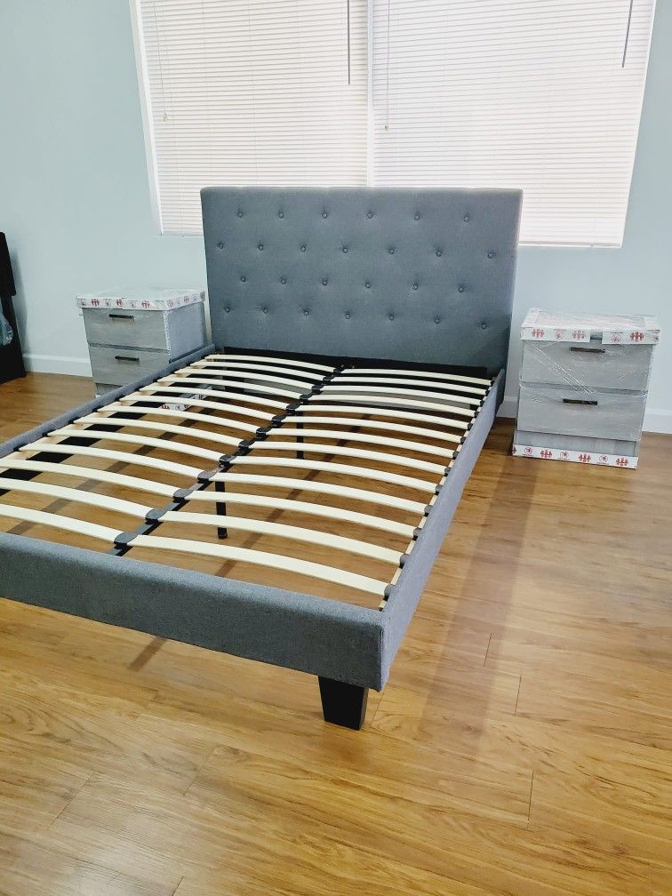 NEW IN BOX - QUEEN UPHOLSTERED BED FRAME PLATFORM 😊 MATTRESS SOLD SEPARATELY