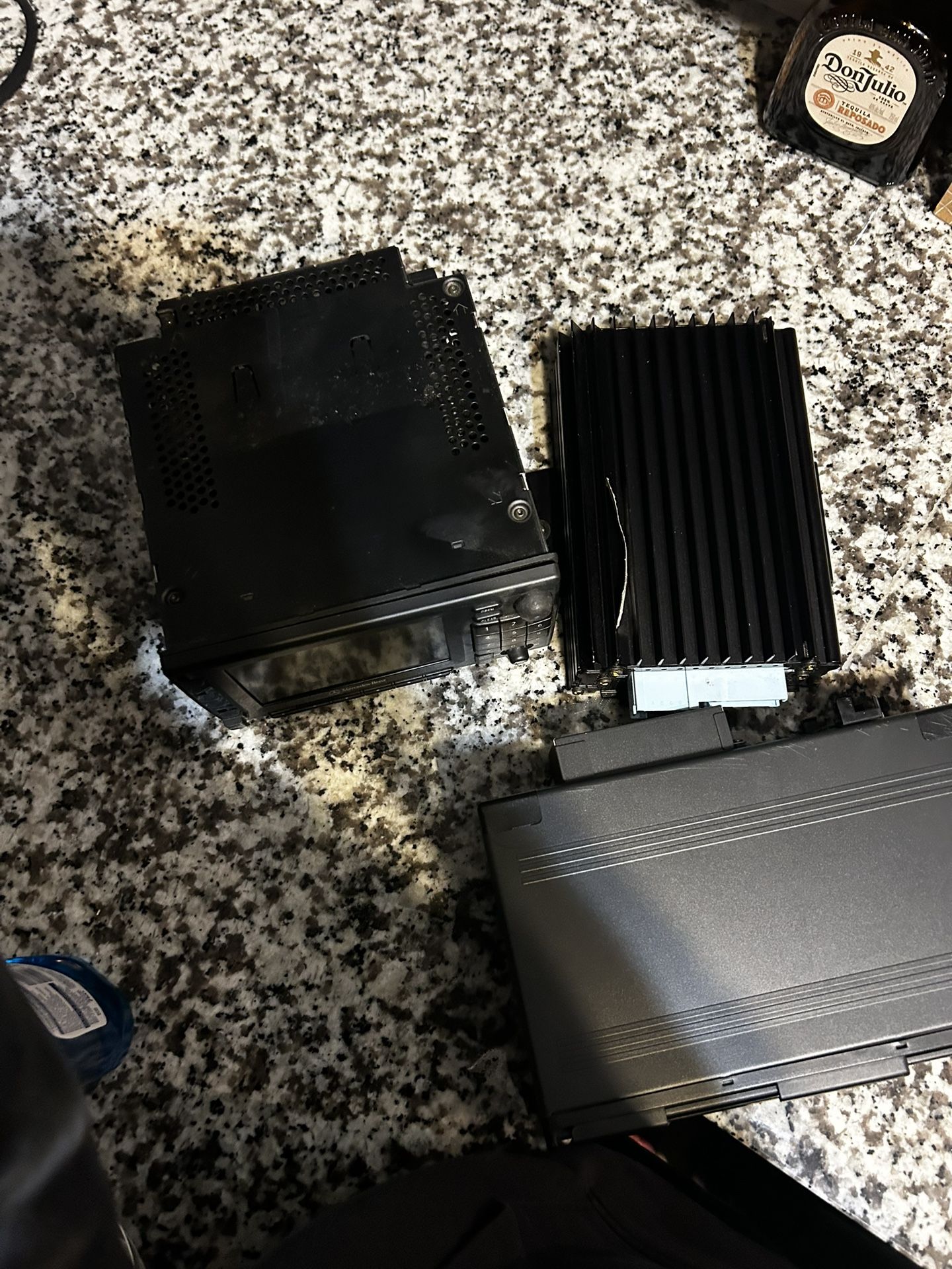 FACTORY BOSE AMP AMD RADIO A SIX CD CHANGER CANE OFF MY 01 ML320