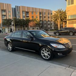 2011 Hyundai Genesis 