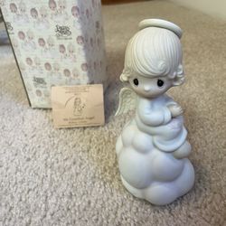 Vintage 1980 PRECIOUS MOMENTS ''My Guardian Angel'' wind-up Music Box- Lullaby