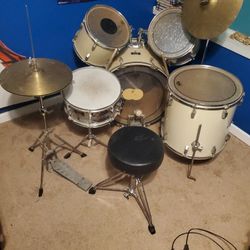 Mapex Drum Set 