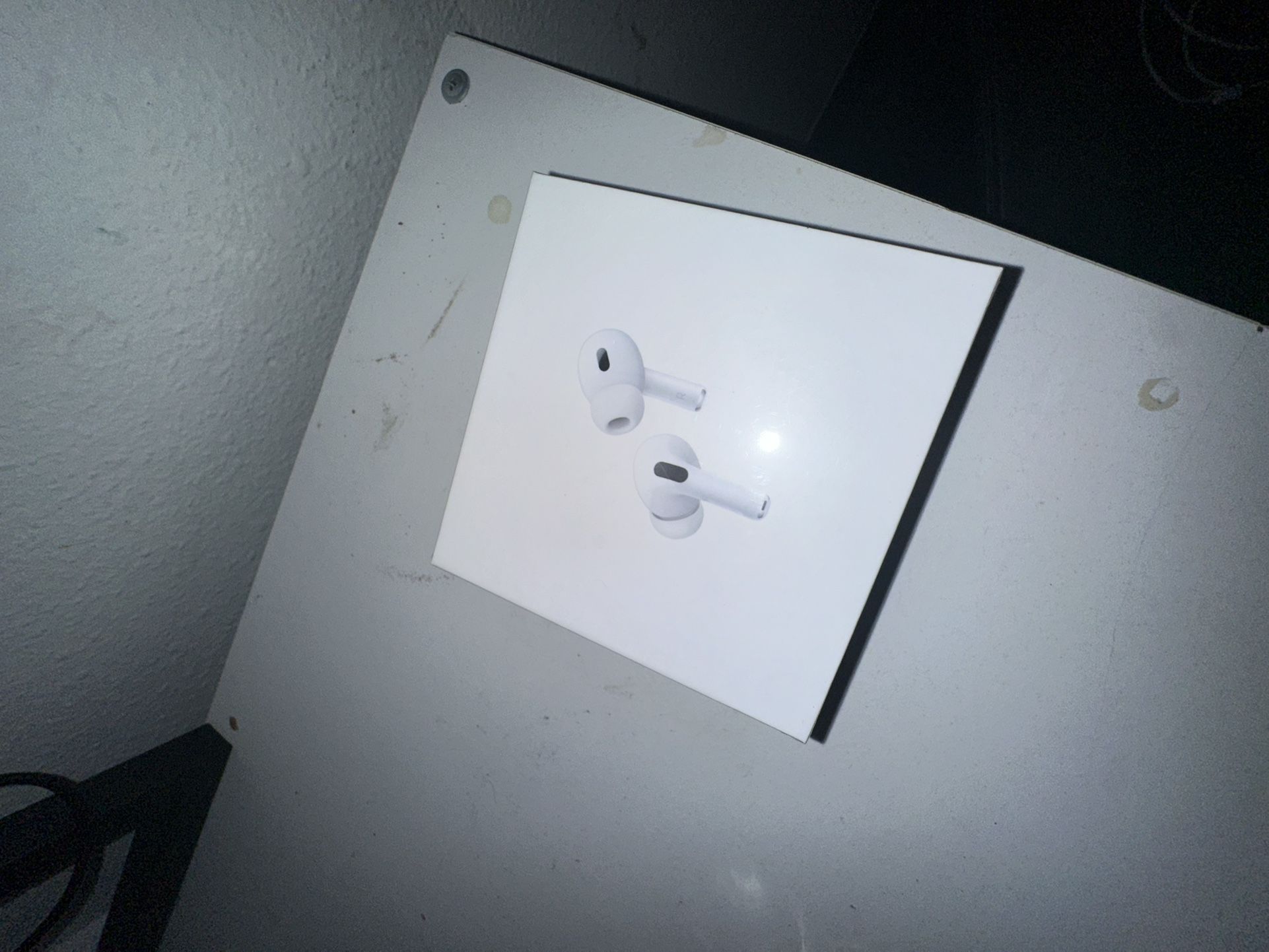 AirPods