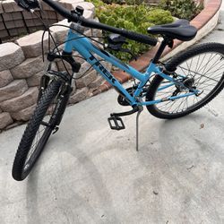 Trek Extra Small Adult Mountain Bike