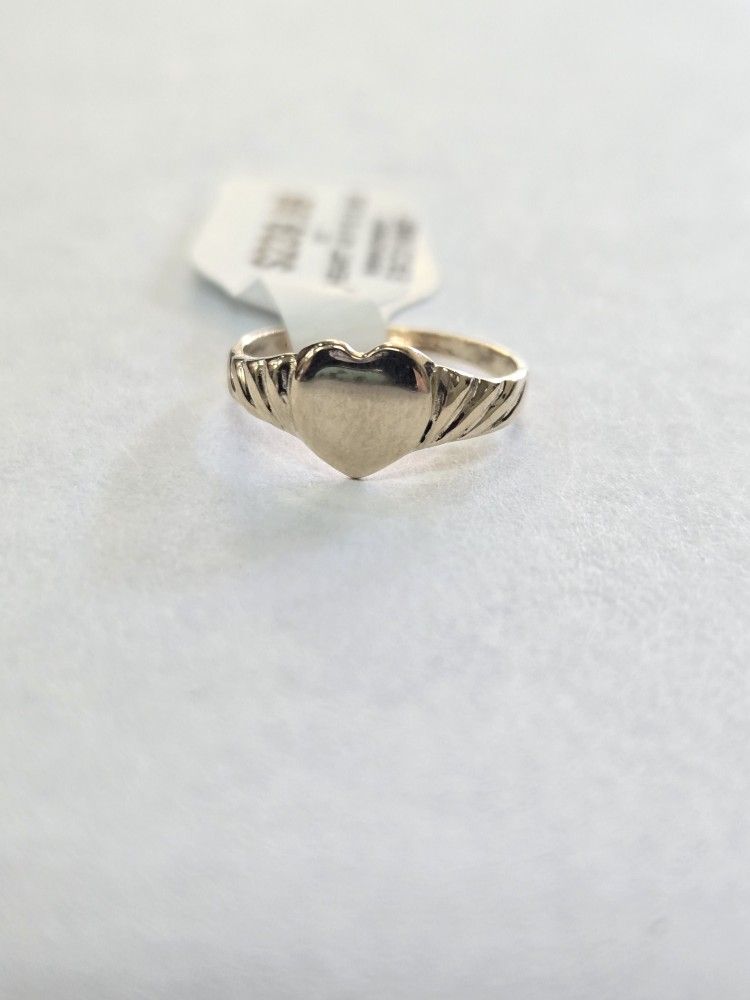 14kt Gold Heart Kids Ring