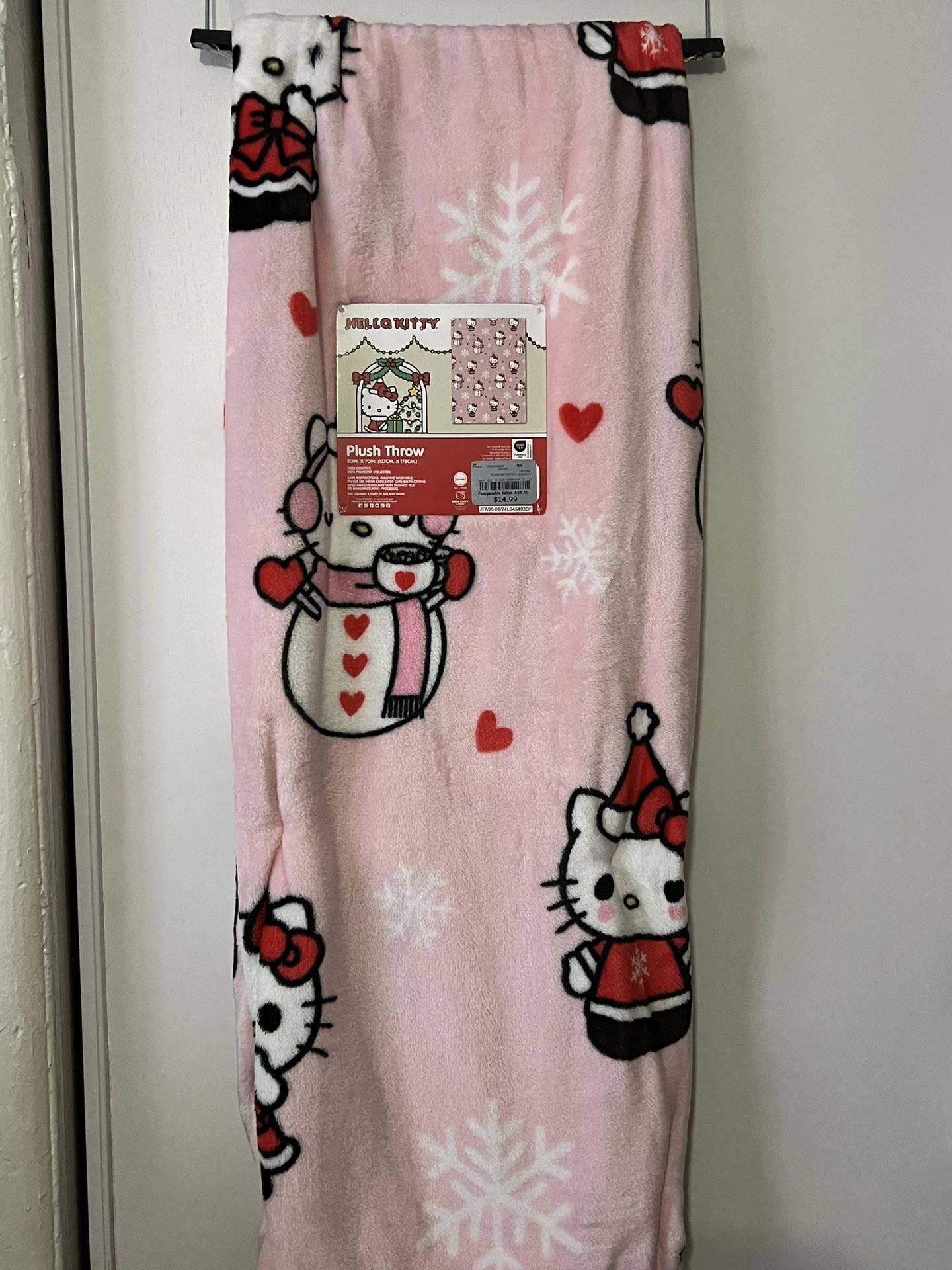 Hello Kitty Christmas Blanket