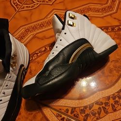 JORDAN 12  SIZE 6Y