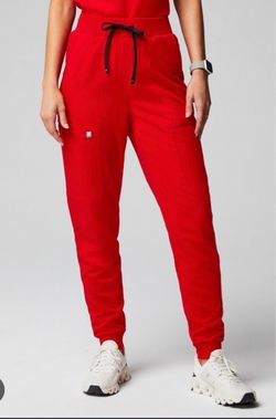 Fabletics Scrub Set