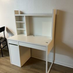 Micke IKEA Desk