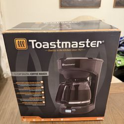 Toastmaster 12-Cup Digital Touchscreen Drip Coffee Maker