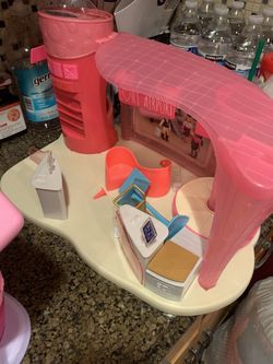 Loro doll airport