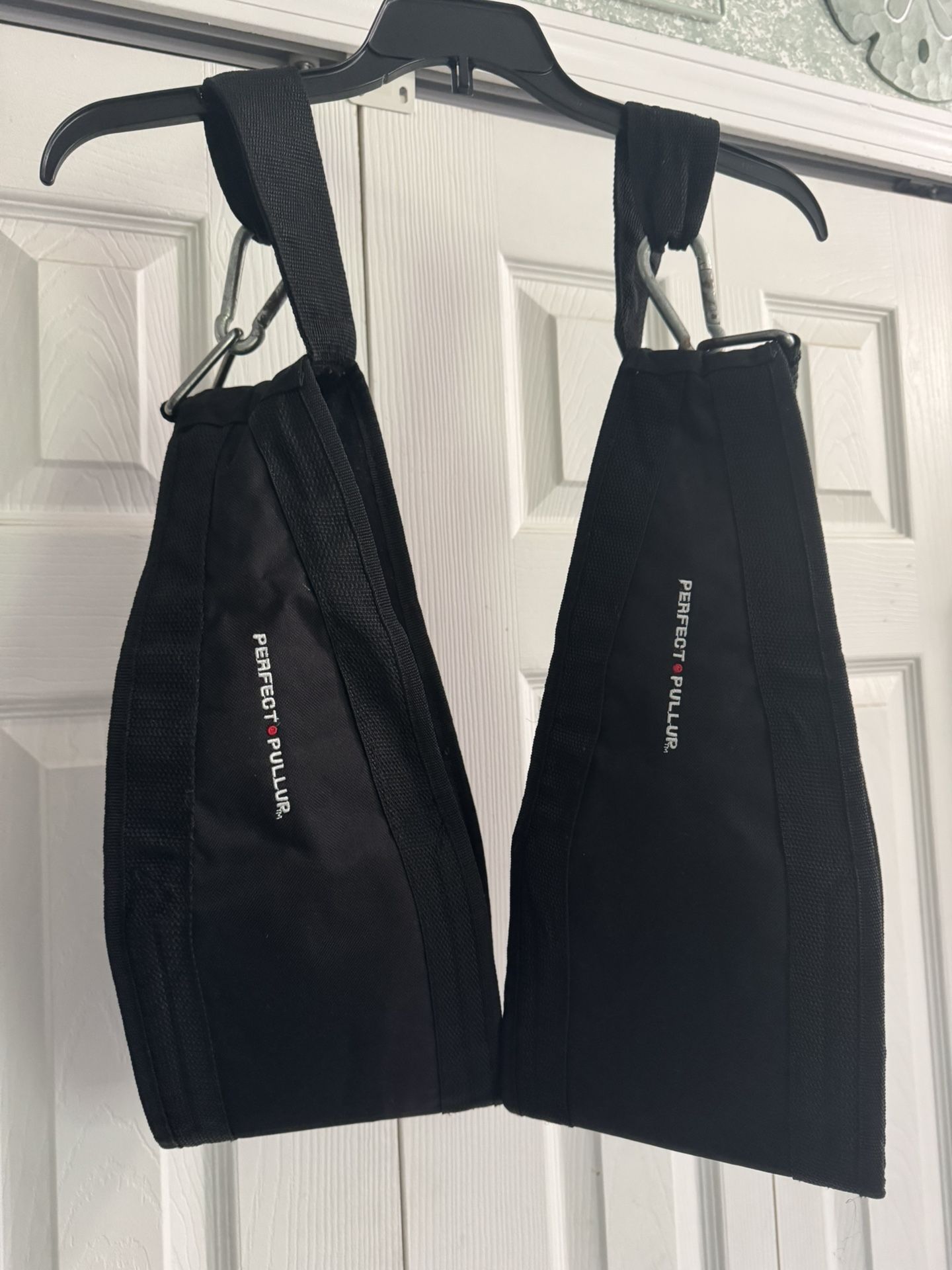 PERFECT PULL UP STRAPS: Clean, set of 2