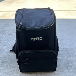 RTIC Backpack Cooler - 15 Cans - Has Rips 