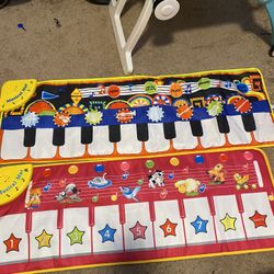 2 Musical Piano play mats