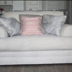Cozy Beige Chaise (4 Pillows Included)