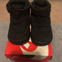 Nike Court Borough Toddler