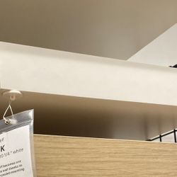 floating shelf