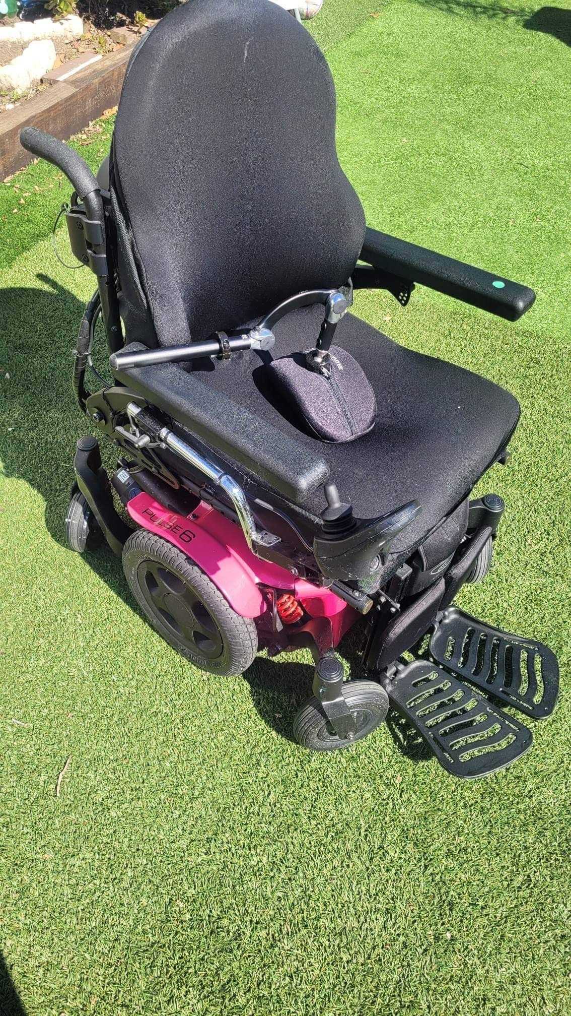 Pulse 6 Wheelchair for Sale in Los Angeles, CA - OfferUp