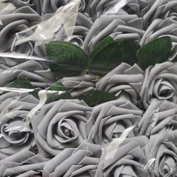 New in package 25 foam roses