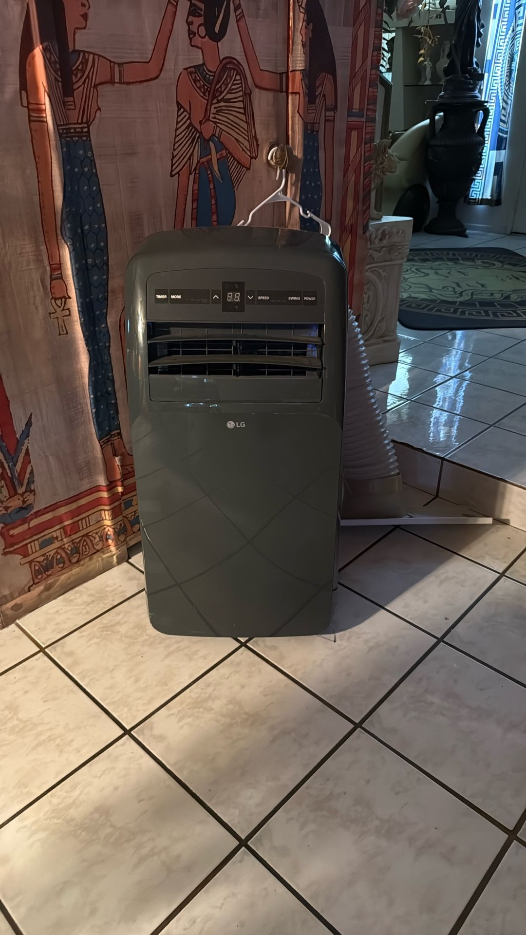 LG Portable AC unit 12,000 VTC