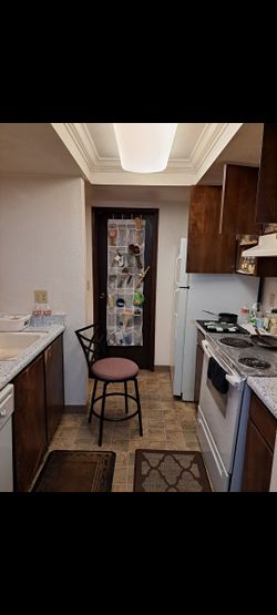 Rotating Stool