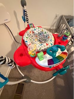 Baby jumper and walker