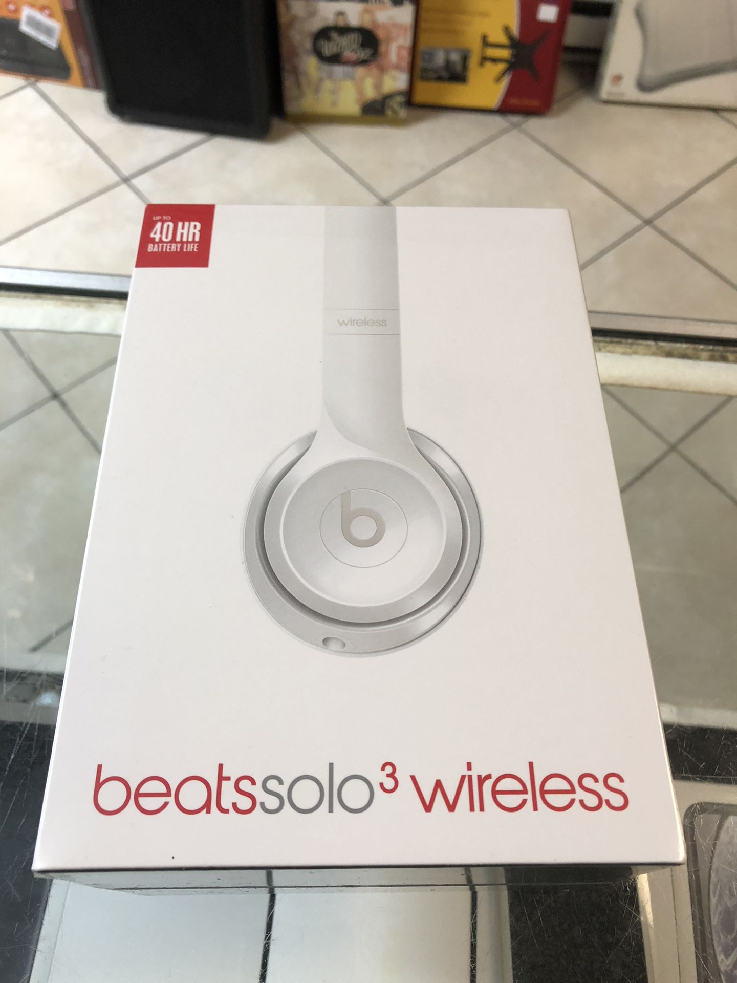 Beats Solo 3 Wireless new