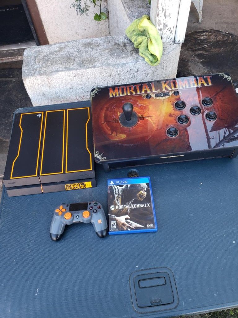 1 Mortal Kombat game with Station Arcade Tournament & Jailbreak PS4 Playstation 4 Edition 1000GB 9.0 software with games installed