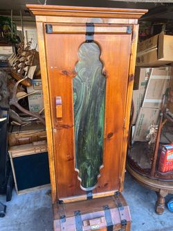 Wooden Gun Cabinet with Green Resin Door Panel