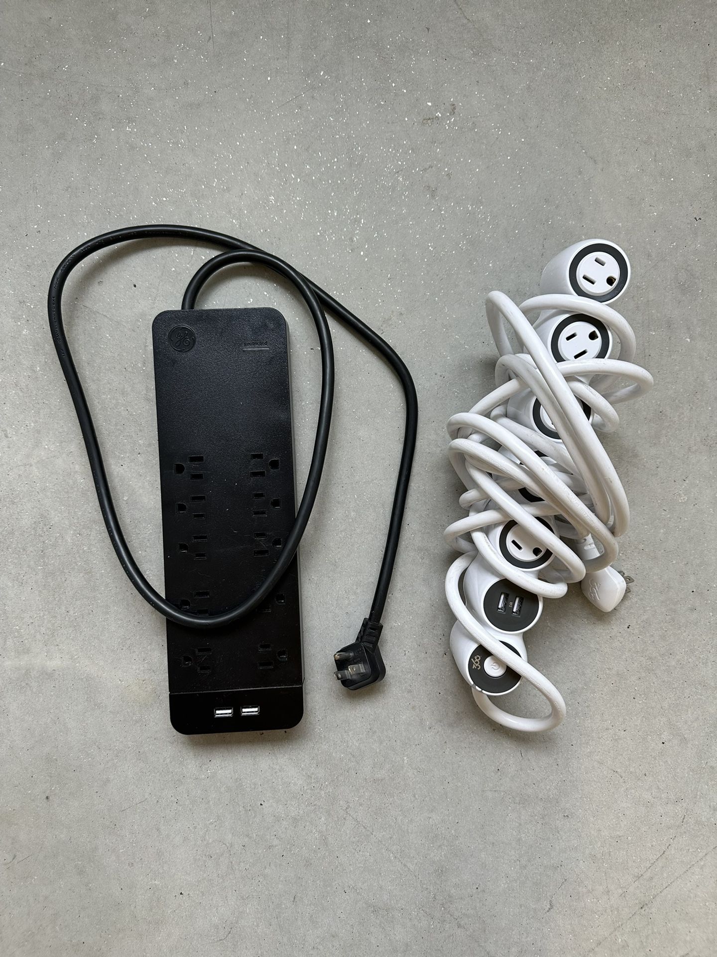 GE 10-Outlet Surge Protector Power Strip 360 Electrical PowerCurve Lot of 2